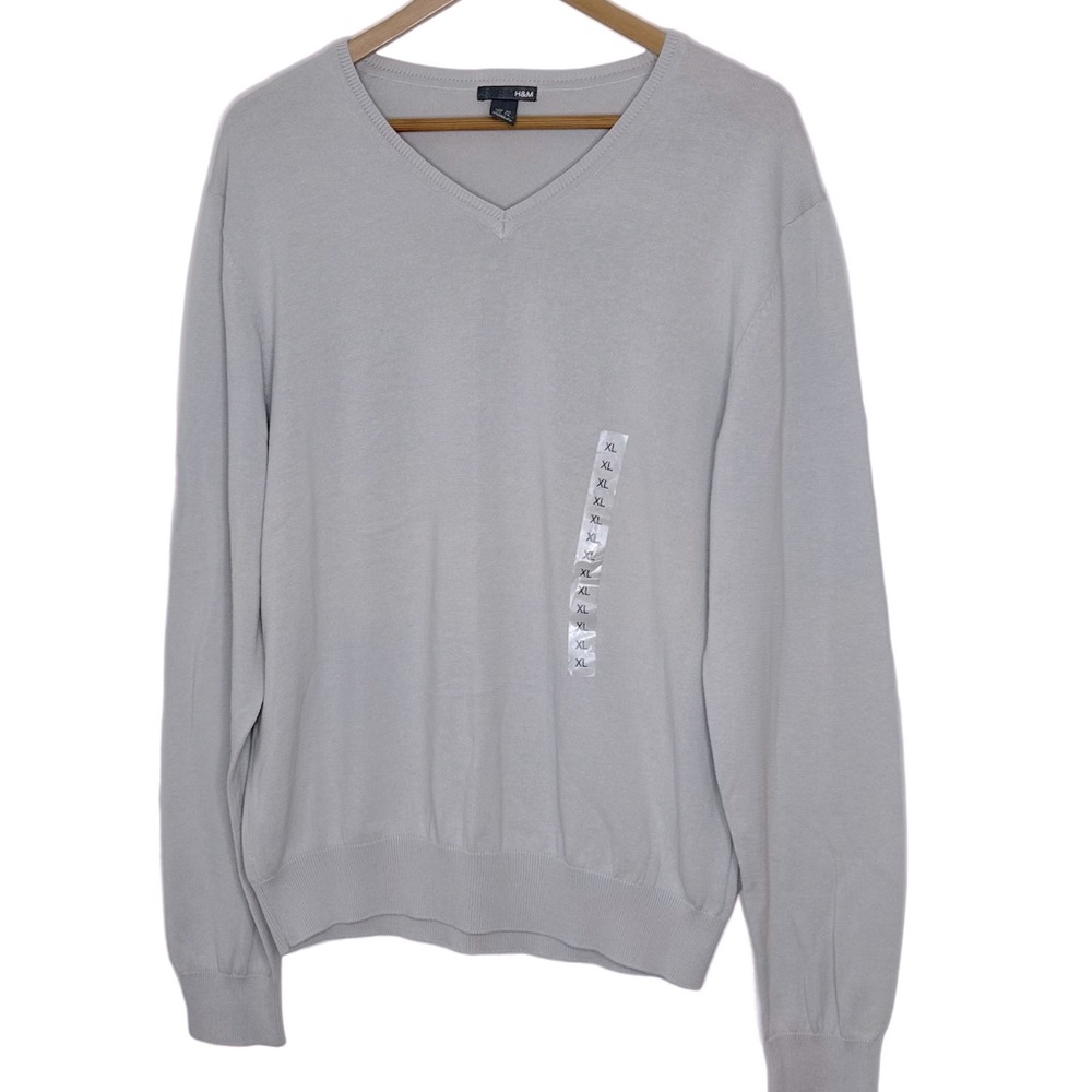 NEW H&M Men’s V-Neck Sweater Cotton Light Gray Pull Over Size XL - Picture 8 of 8